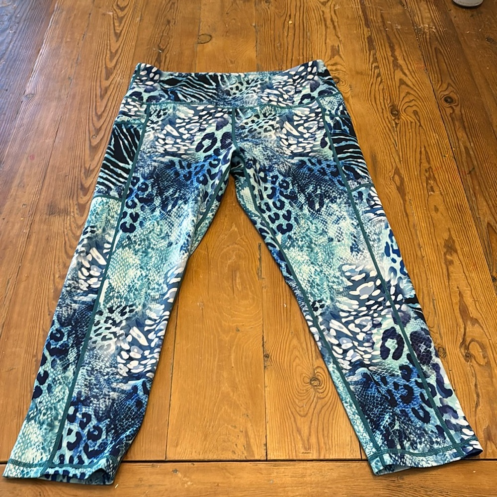 Exotic Capri- Constantly Varied Gear - Medium